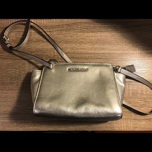 Michael Kors Selma Mini Messenger Bag Silver